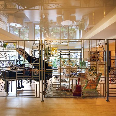 Hotel Kera ティビリシ エクステリア 写真